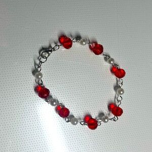 Handmade pearl and red beaded adjustable bracelet